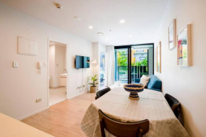 Stunning and Serene Two-bedroom Apartment